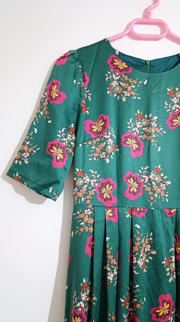 Çiçekli Vintage Elbise - Görsel 4