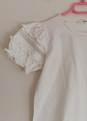 s Beden Kısa Kollu Fırfırlı Beyaz Tshirt