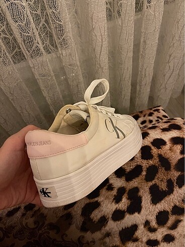 Calvin Klein Calvın klein