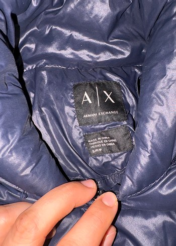 Siyah Kapüşonlu Kadın Kışlık Mont armani ördek tüyü - Görsel 2