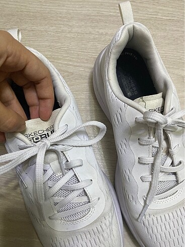 37 Beden Skechers beyaz gorun taban