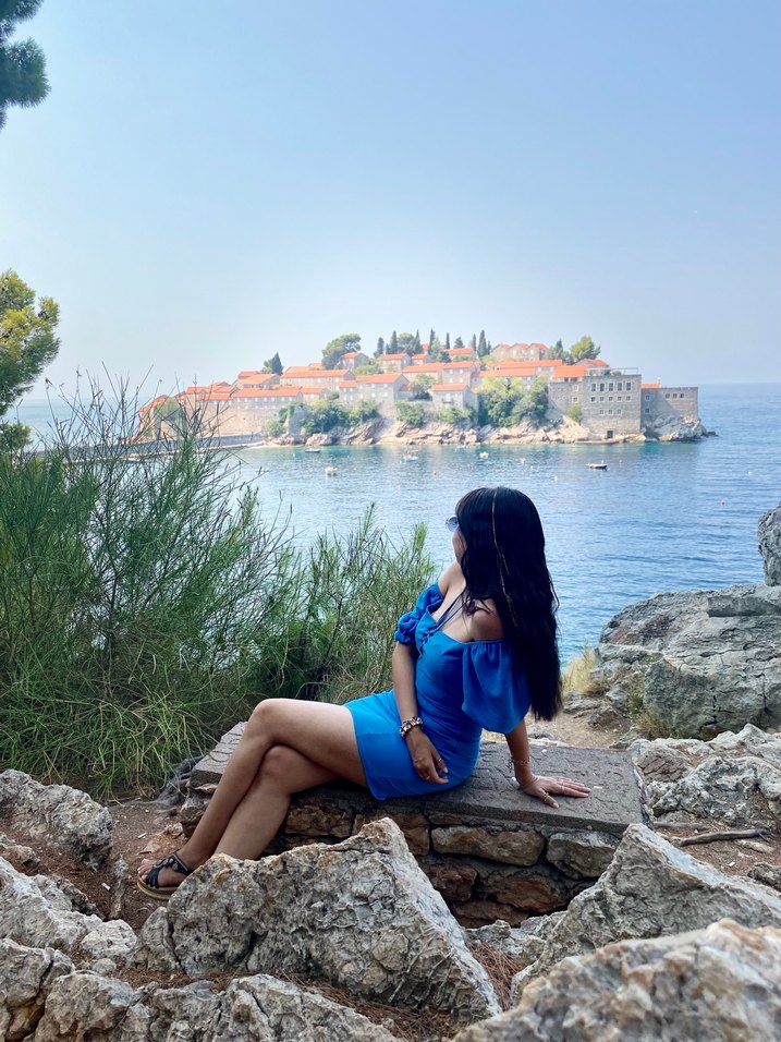 Canlı mavi elbise - Görsel 2