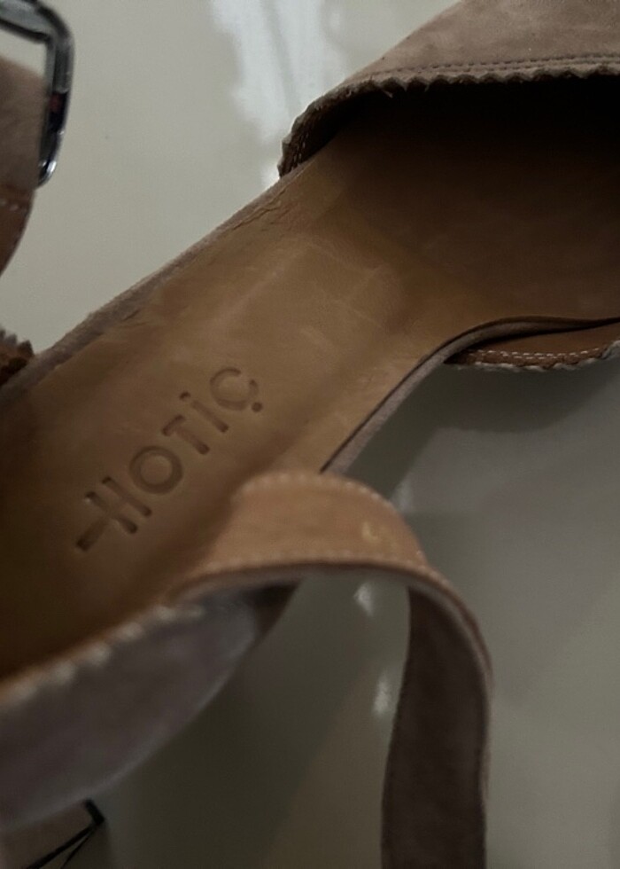 HOTİÇ AYAKKABI - Görsel 4