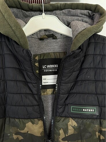 LC Waikiki Lcw 11-12 yaş kamuflaj şişme yelek kalın ve sıcak tutar kaliteli