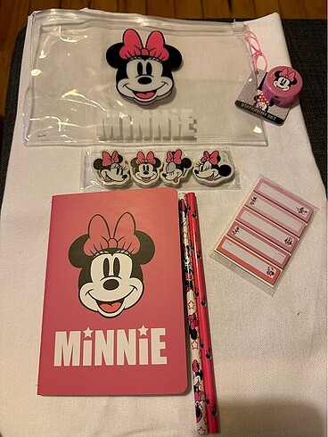 Minnie Mouse Kırtasiye Set