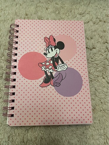 Minnie Mouse Defter