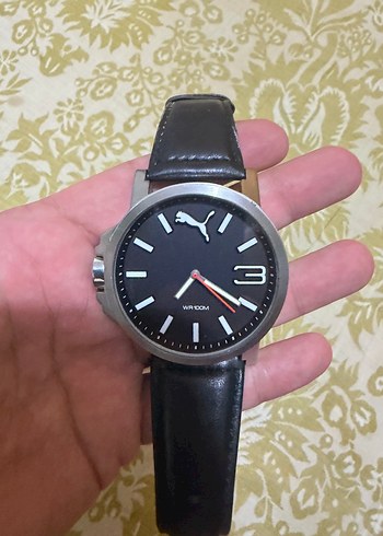 Puma Siyah Deri Analog Kol Saati