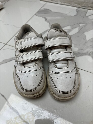 Adidas ayakkabı
