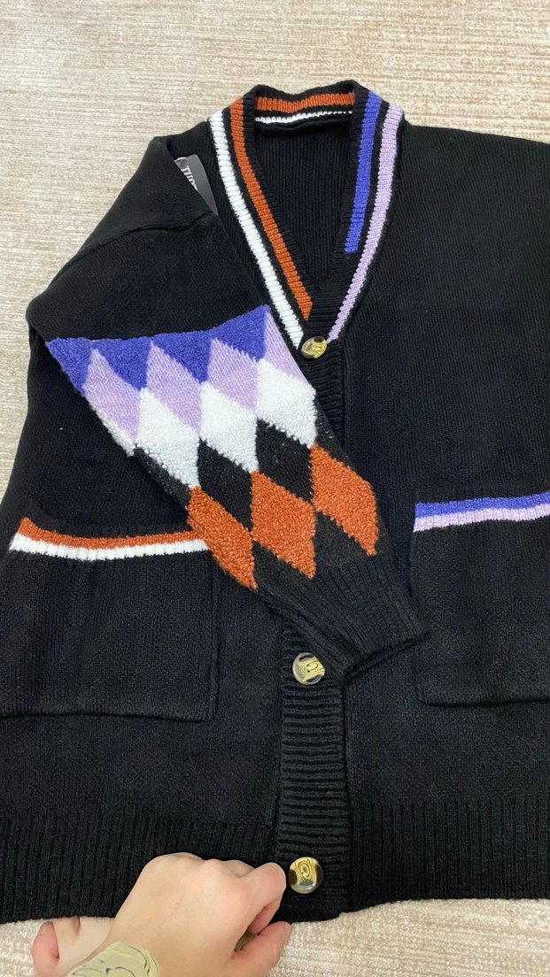 Çok Renkli Düğmeli Kadın Kışlık Hırka - Görsel 3