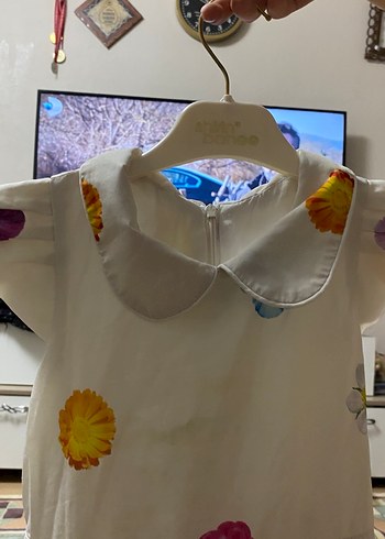 Çiçek Desenli Kız Elbisesi, Kısa Kollu, Pileli - Görsel 2