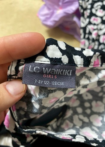 Kız Çocuk Siyah Pembe Desenli Kolsuz Elbise - Görsel 4