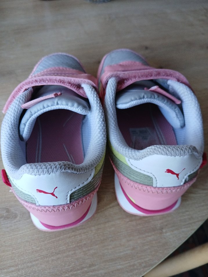 Kız Çocuk Pembe Cırt Cırtlı Spor Ayakkabı - Görsel 4