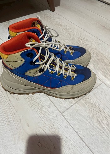 SATILDI . Zara - Renkli Erkek Outdoor Ayakkabı Velcro Bağcıklı - Görsel 3