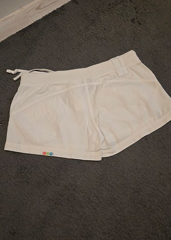 Beyaz Pamuklu Rahat Mini Şort - Görsel 2