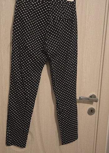 Siyah Puantiyeli Düğmeli Kadın Kumaş Pantolon - Görsel 5