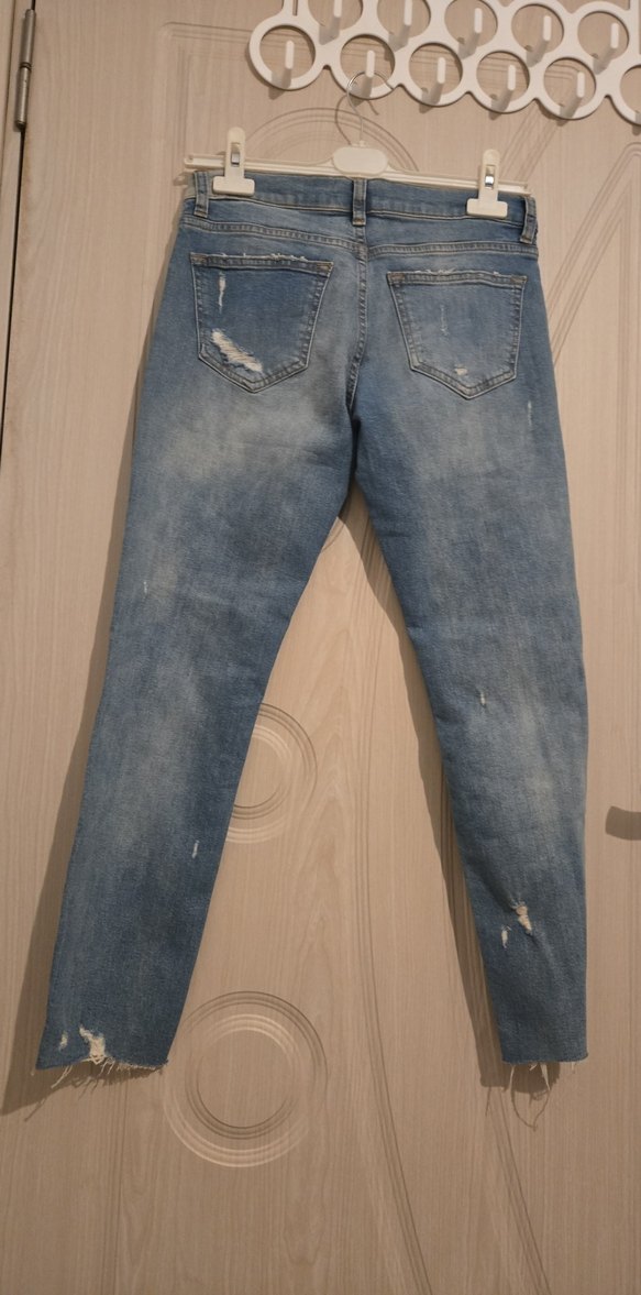 Zara Yırtık Detaylı Kadın Denim Jean - Görsel 4