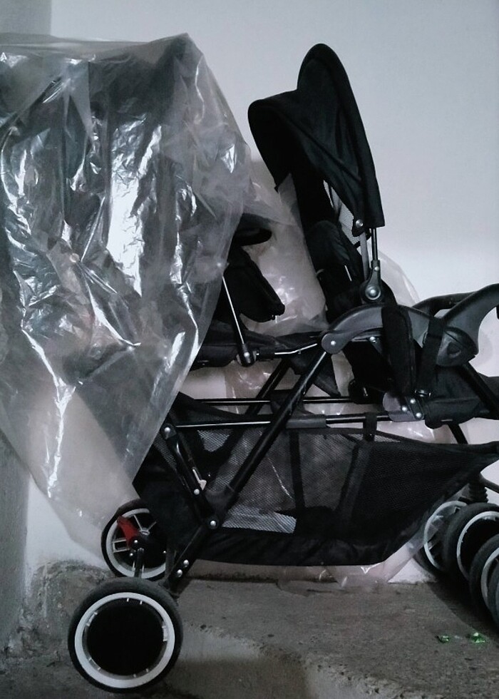 İkiz bebek arabasi - Görsel 4