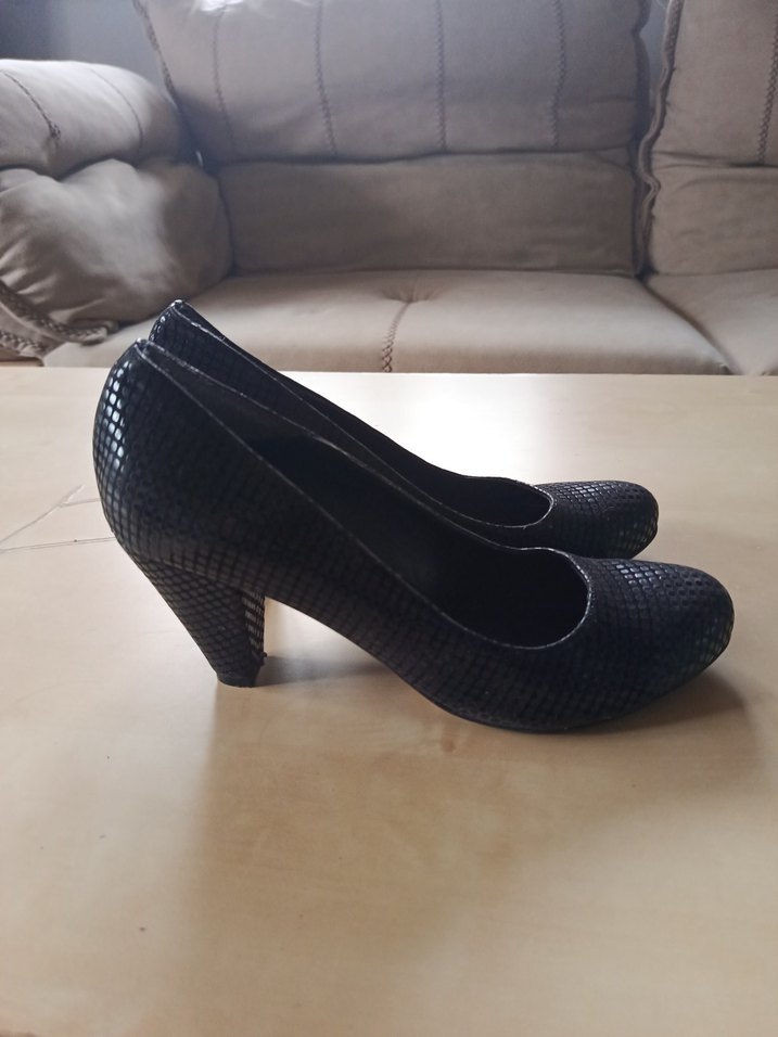 Parlak Siyah Yılan Desenli Stiletto Topuklu - Görsel 3