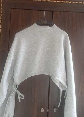 s Beden Bershka crop swet 