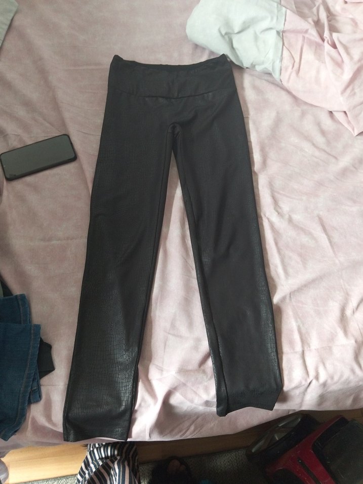 Yılan Desenli Siyah Kadın Tayt - Görsel 2