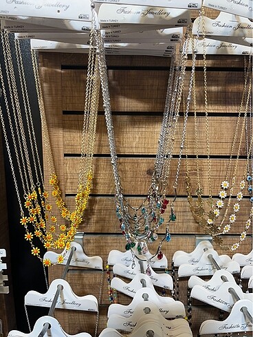 Kibar pinterest kolye