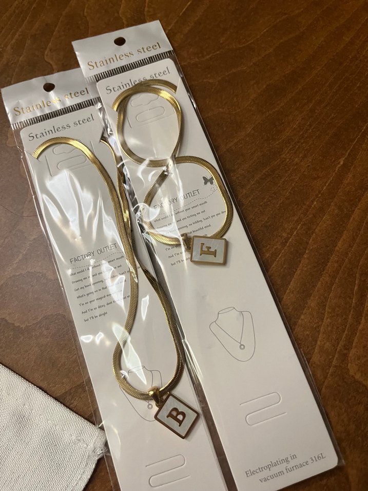 Altın Renk Mini Zincir Kolye - Görsel 2