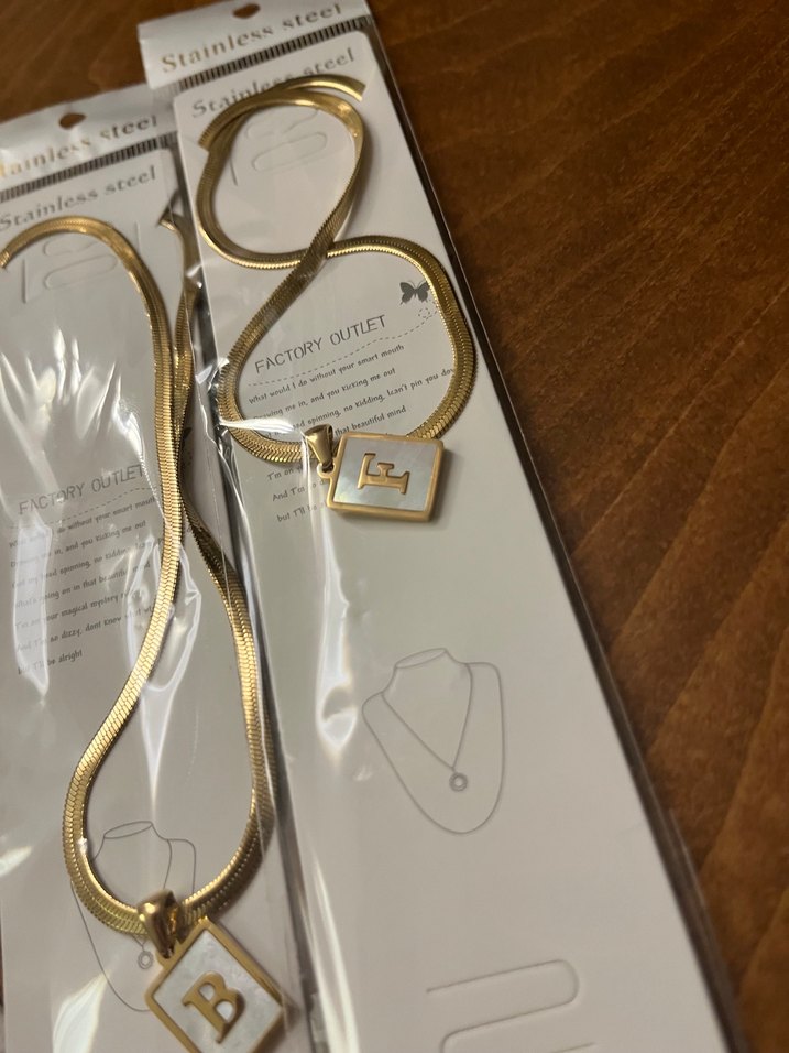 Altın Renk Mini Zincir Kolye - Görsel 4