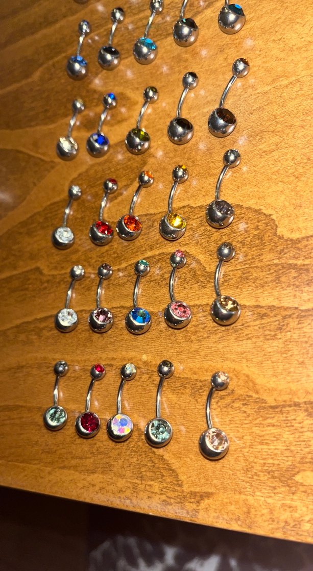 Renkli Boncuklu Kadın Piercing - Görsel 2