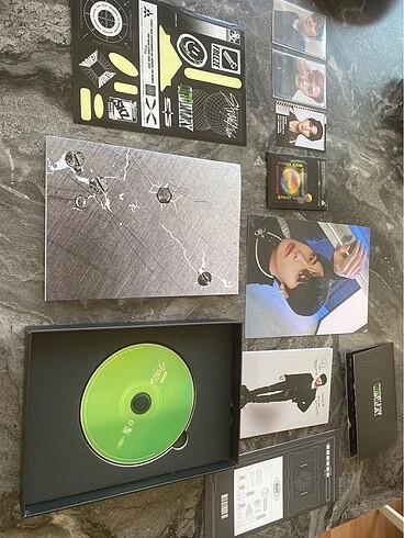 Beden siyah Renk STRAY KIDS ODDINARY KPOP ALBUM