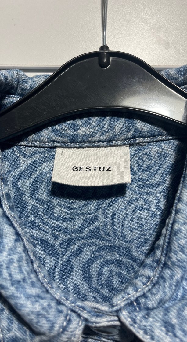 Kadın Mavi Kısa Kollu Düğmeli Denim Ceket - Görsel 3