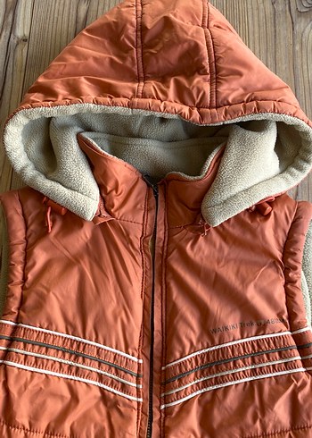 LC Waikiki S bedenKapüşonlu Çift Taraflı Mont Yelek