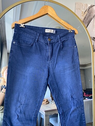 13-14 Yaş Beden Lacivert LCW 13-14 Yaş 28 beden Pantolon
