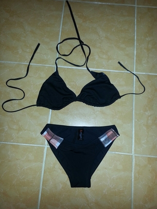 Pierre Cardin Bikini ............