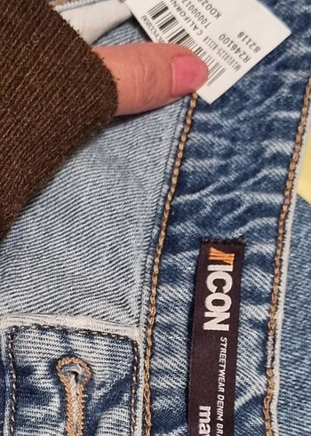 Mavi marka jean pantolon - Görsel 3
