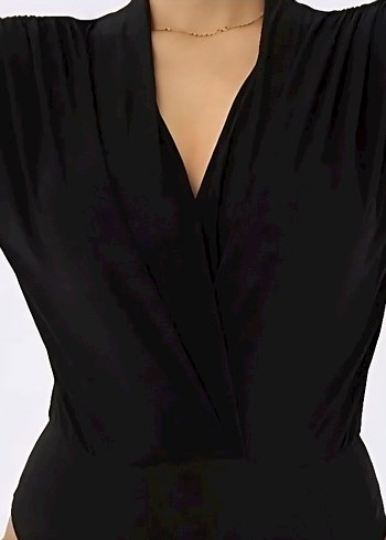 siyah kruvaze body bluz - Görsel 3