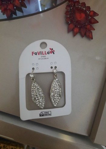 Mini Payetli Beyaz Kadın Küpe - Görsel 2