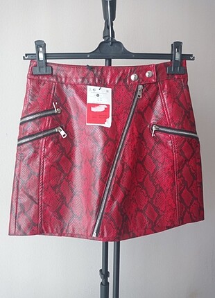 bershka deri etek