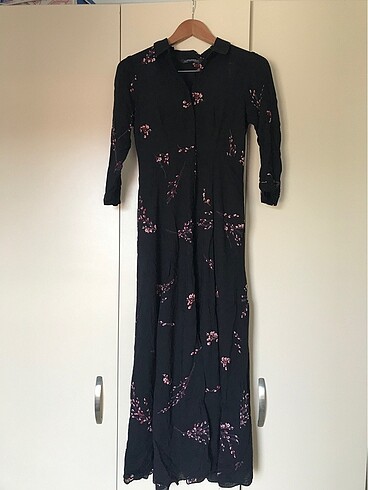 Zara çiçekli uzun elbise