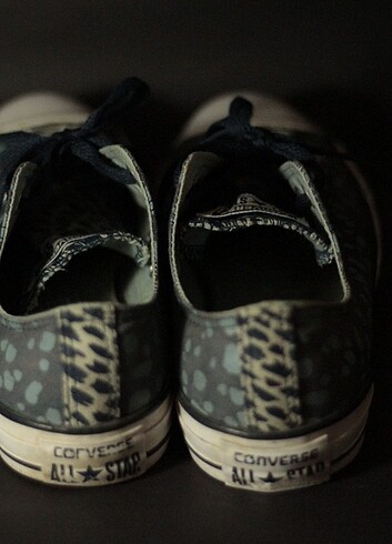 40 Beden lacivert Renk Converse Ayakkabı