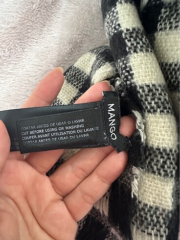 Mango Mango büyük atkı şal