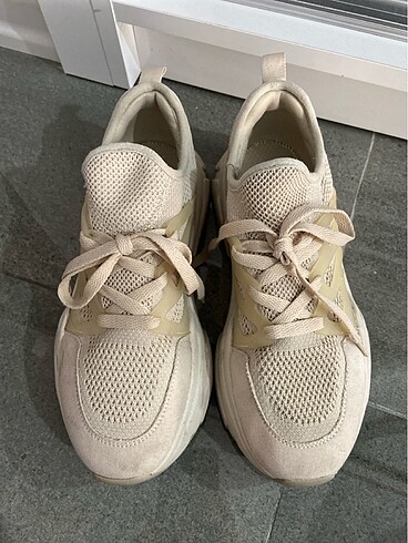 H&M Spor ayakkabı