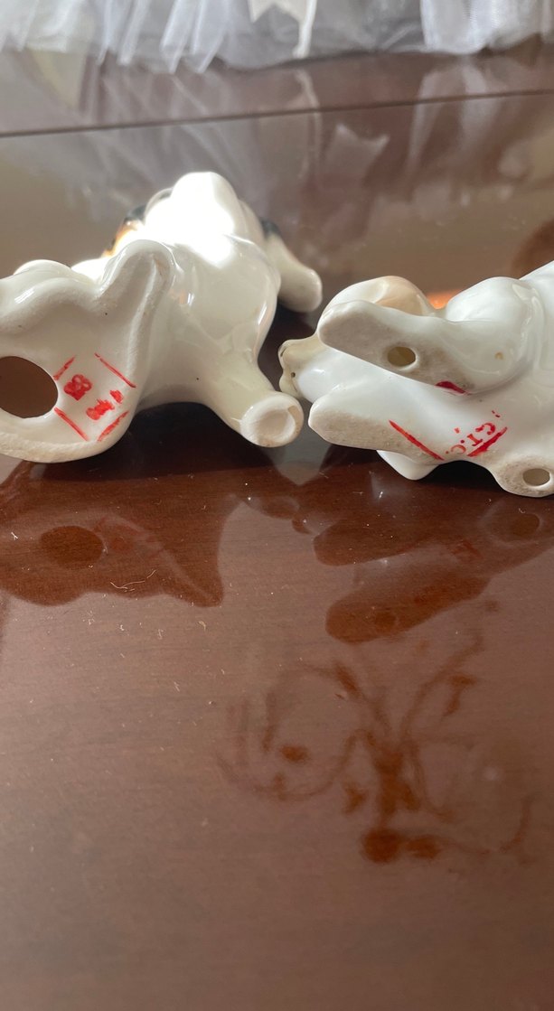 Beyaz Seramik Köpek Figürleri - Görsel 4