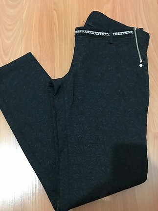 Farklı pantolon