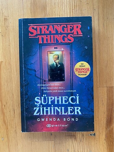 stranger things ilk resmî romanı şüpheci zihinler by gwenda bond