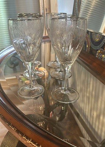 Şık İşlemeli Beyaz Şarap Kadehleri - Görsel 3