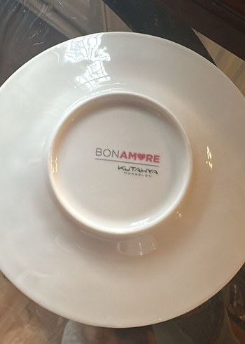 Gri Detaylı Beyaz Porselen Fincan ve Tabağı - Görsel 2