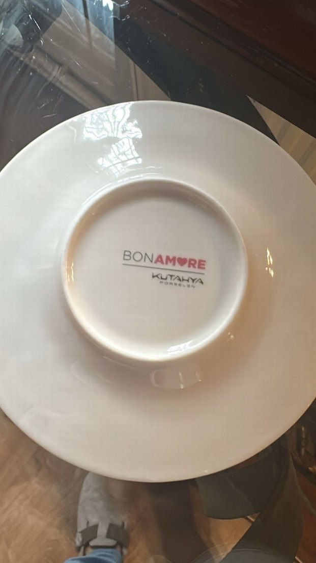 Gri Detaylı Beyaz Porselen Fincan ve Tabağı - Görsel 2