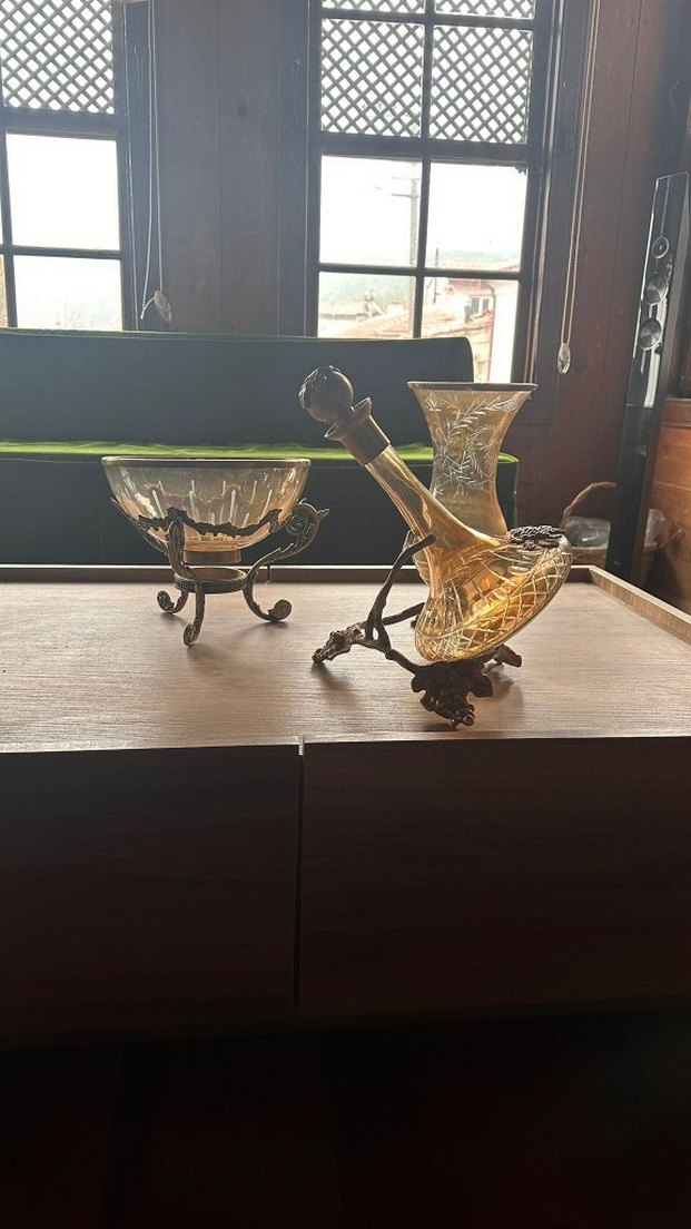 Altın Renkli Dekoratif Vazo - Görsel 4