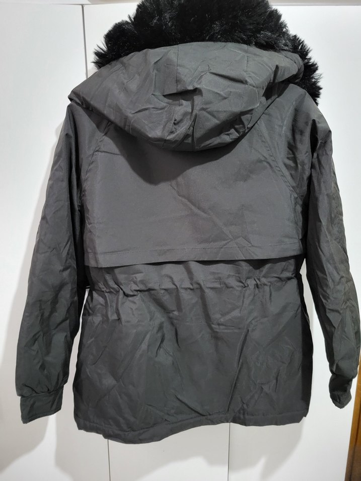 Kadın Siyah Peluş Kürklü Kış Montu - Görsel 3