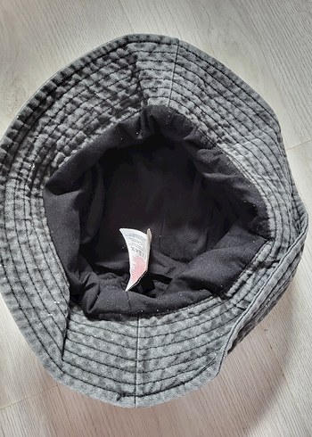 Gri Denim Kadın Sokak Stili Şapka - Görsel 3